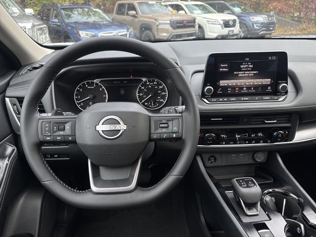 New 2026 Nissan Rogue SV image 5