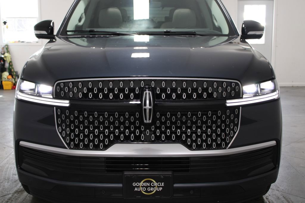New 2026 Lincoln Navigator Reserve AWD/4WD image 66