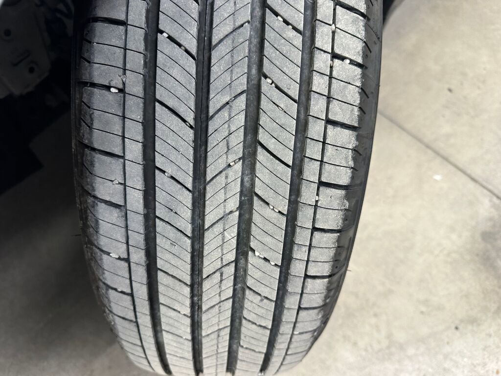 Certified 2024 Chevrolet Equinox LT w/ LPO, Floor Liner Package image 37