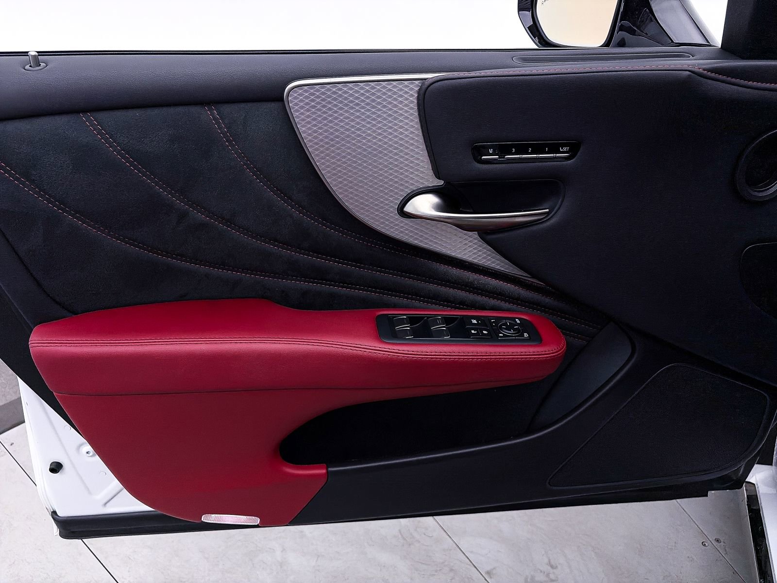 Used 2023 Lexus LS 500 F Sport w/ Cold Weather Package (CK) image 19