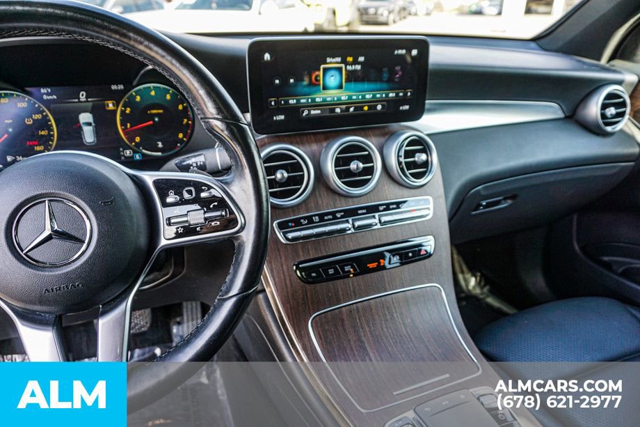 Used 2022 Mercedes-Benz GLC 300 4MATIC w/ Premium Package Lite image 32