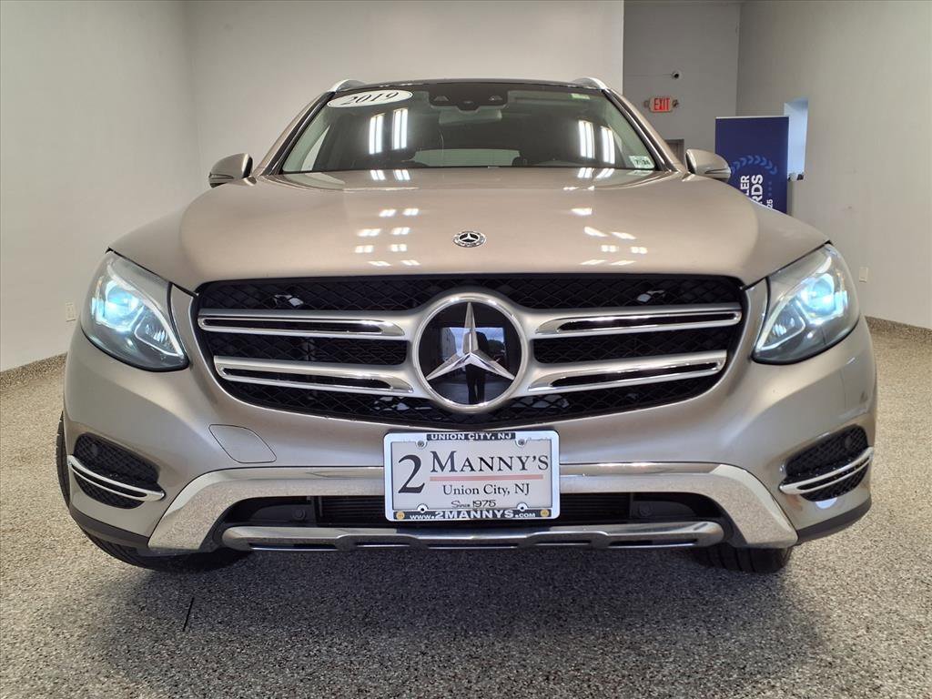 Used 2019 Mercedes-Benz GLC 300 4MATIC image 5