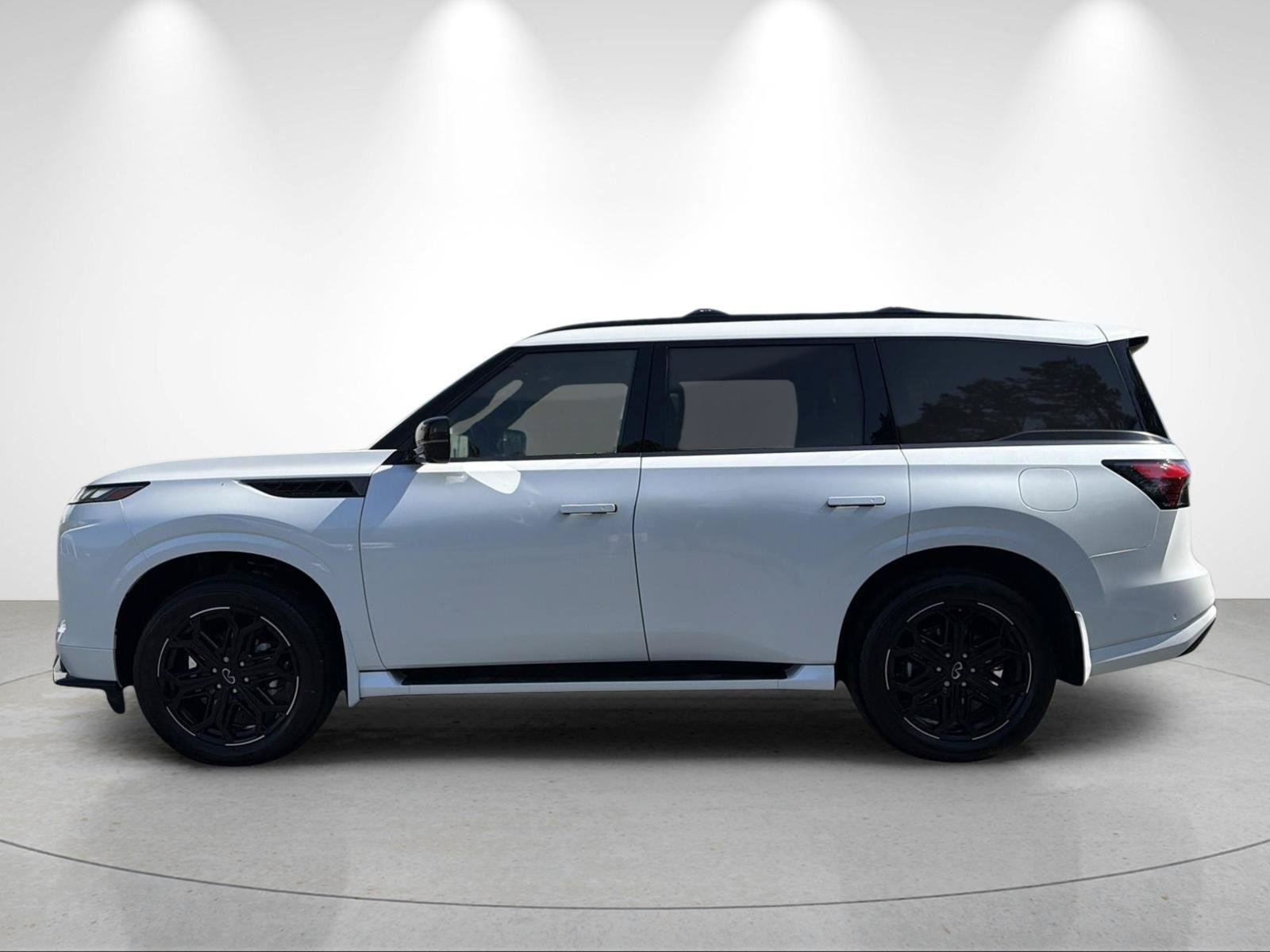 New 2026 INFINITI QX80 4WD w/ Sport Exterior Package image 2