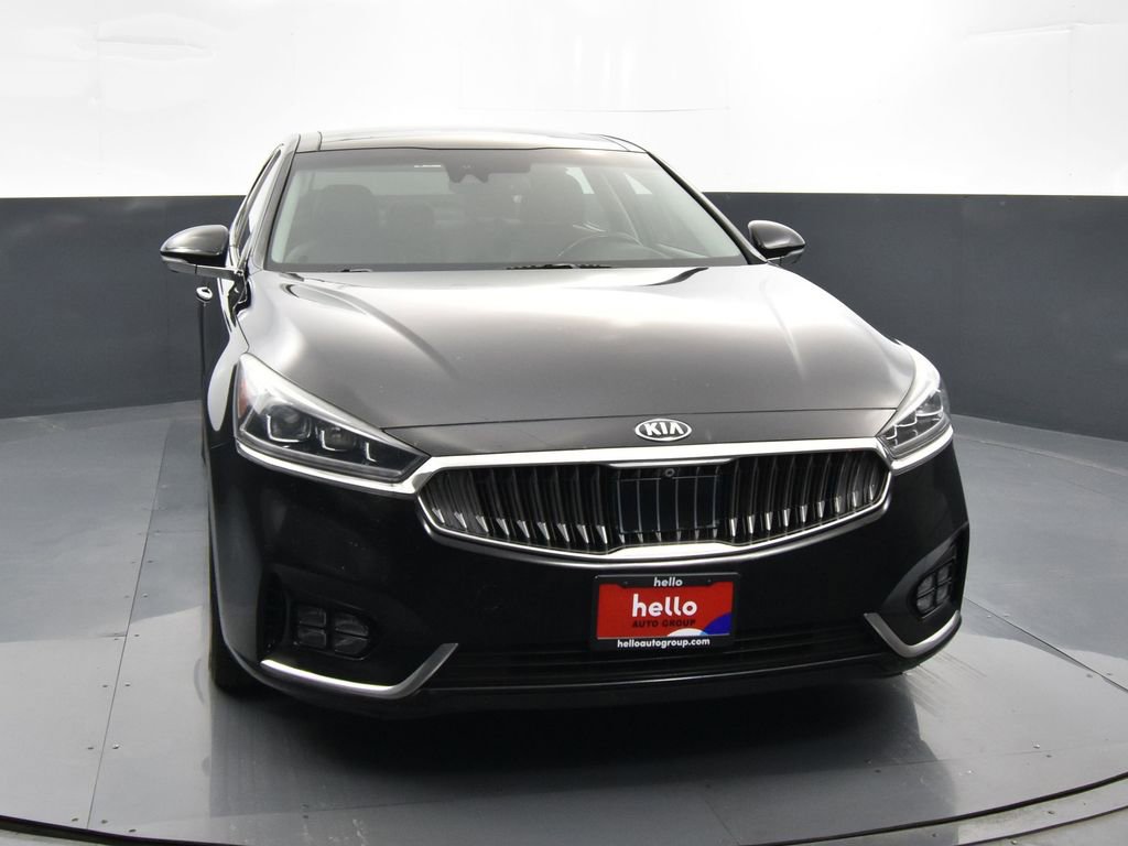 Used 2018 Kia Cadenza Limited image 4
