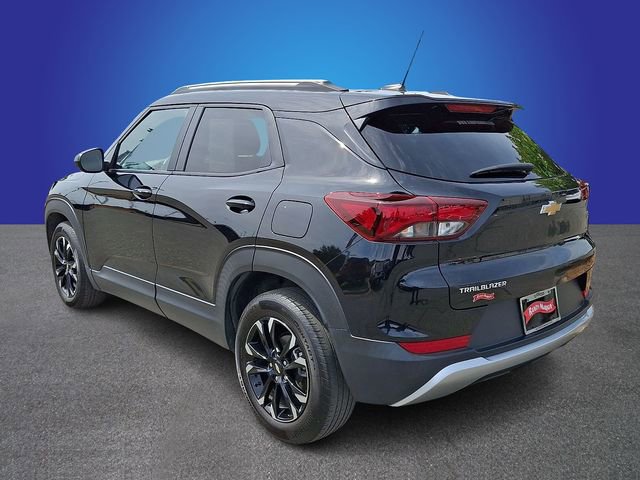 Used 2023 Chevrolet TrailBlazer LT w/ Convenience Package FWD image 6