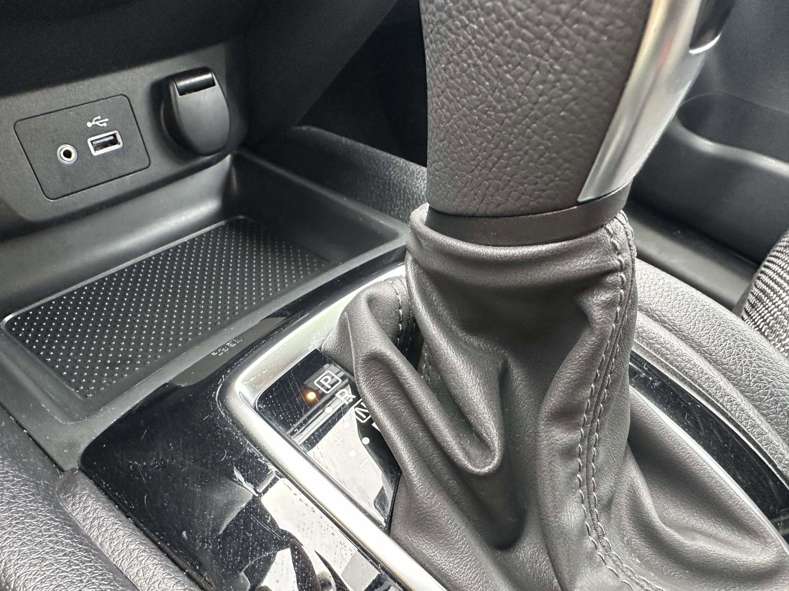 Used 2022 Nissan Rogue Sport SV image 20