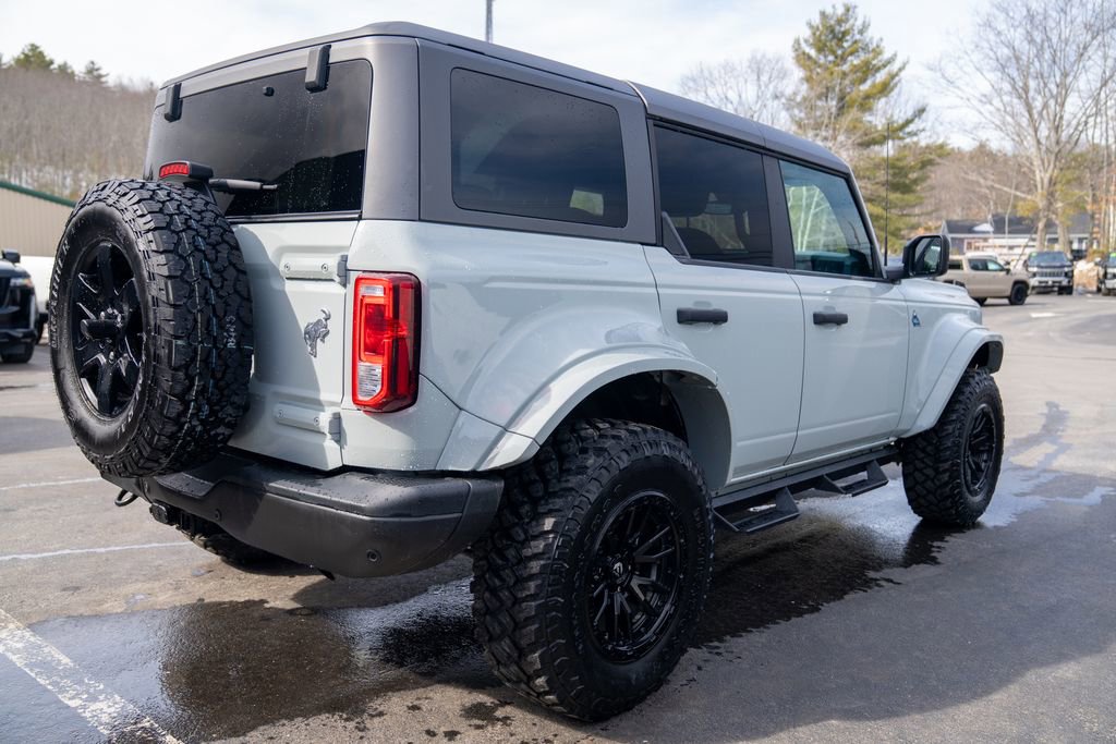 Used 2022 Ford Bronco Black Diamond image 7