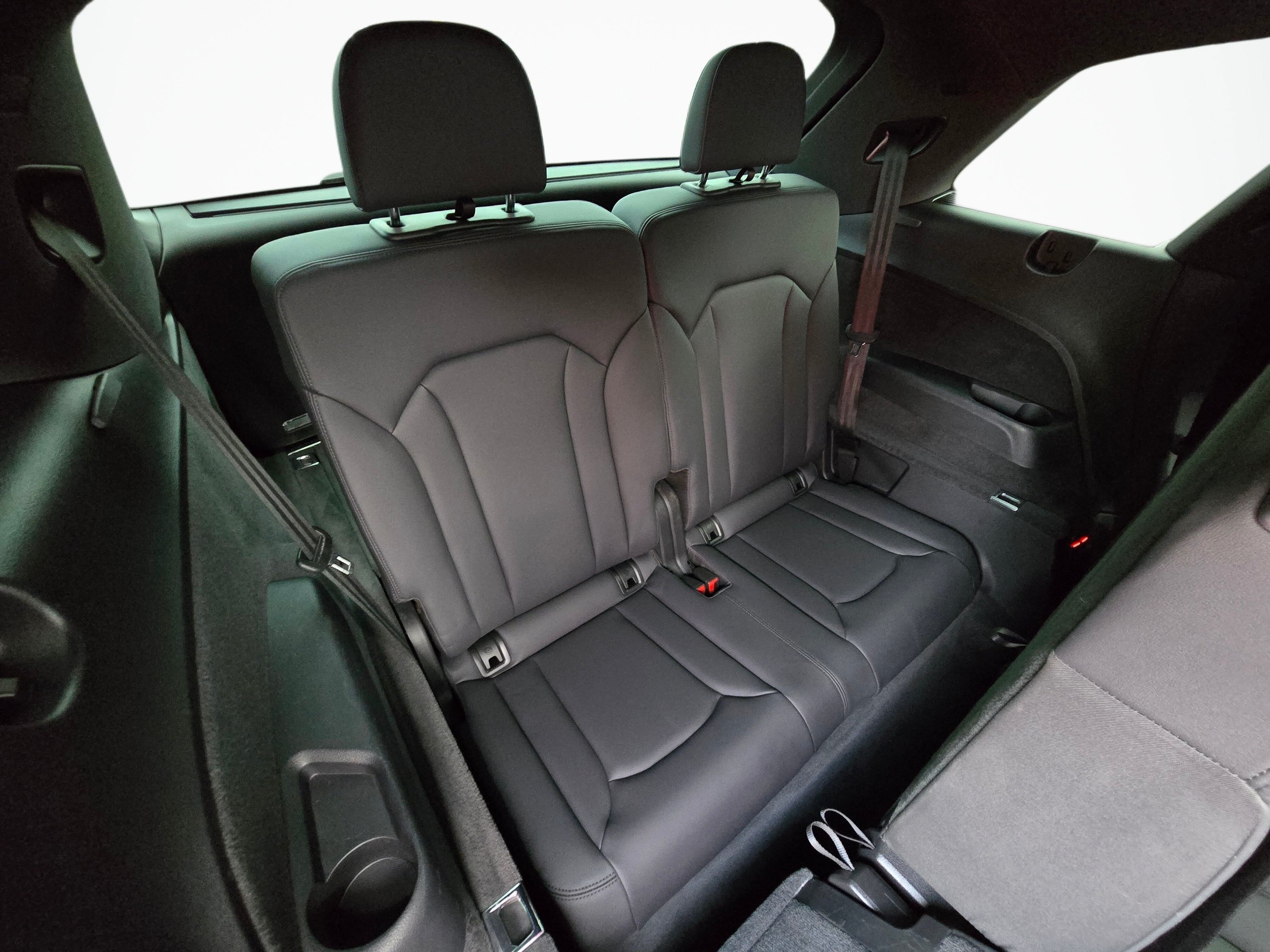 Used 2023 Audi Q7 3.0T Prestige AWD/4WD image 25