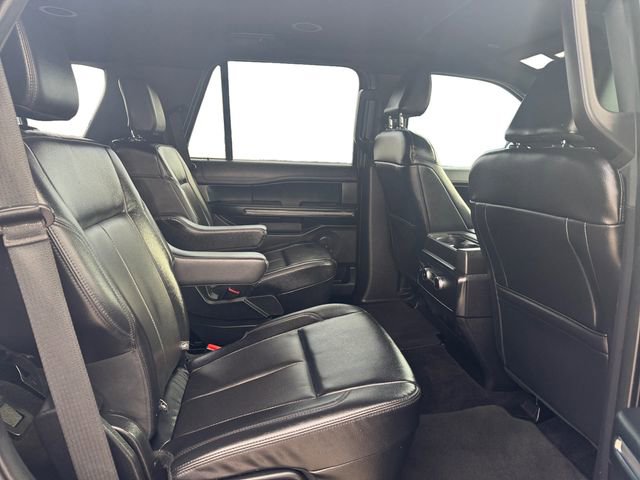 Used 2021 Ford Expedition XLT image 16