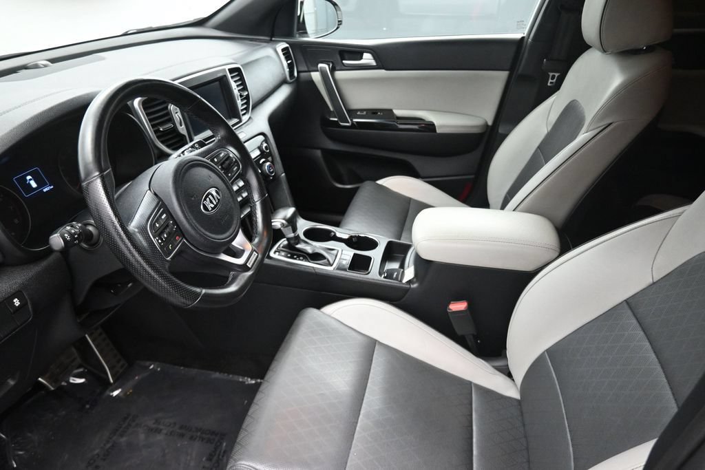 Used 2019 Kia Sportage EX w/ EX Sport Appearance Package FWD image 8