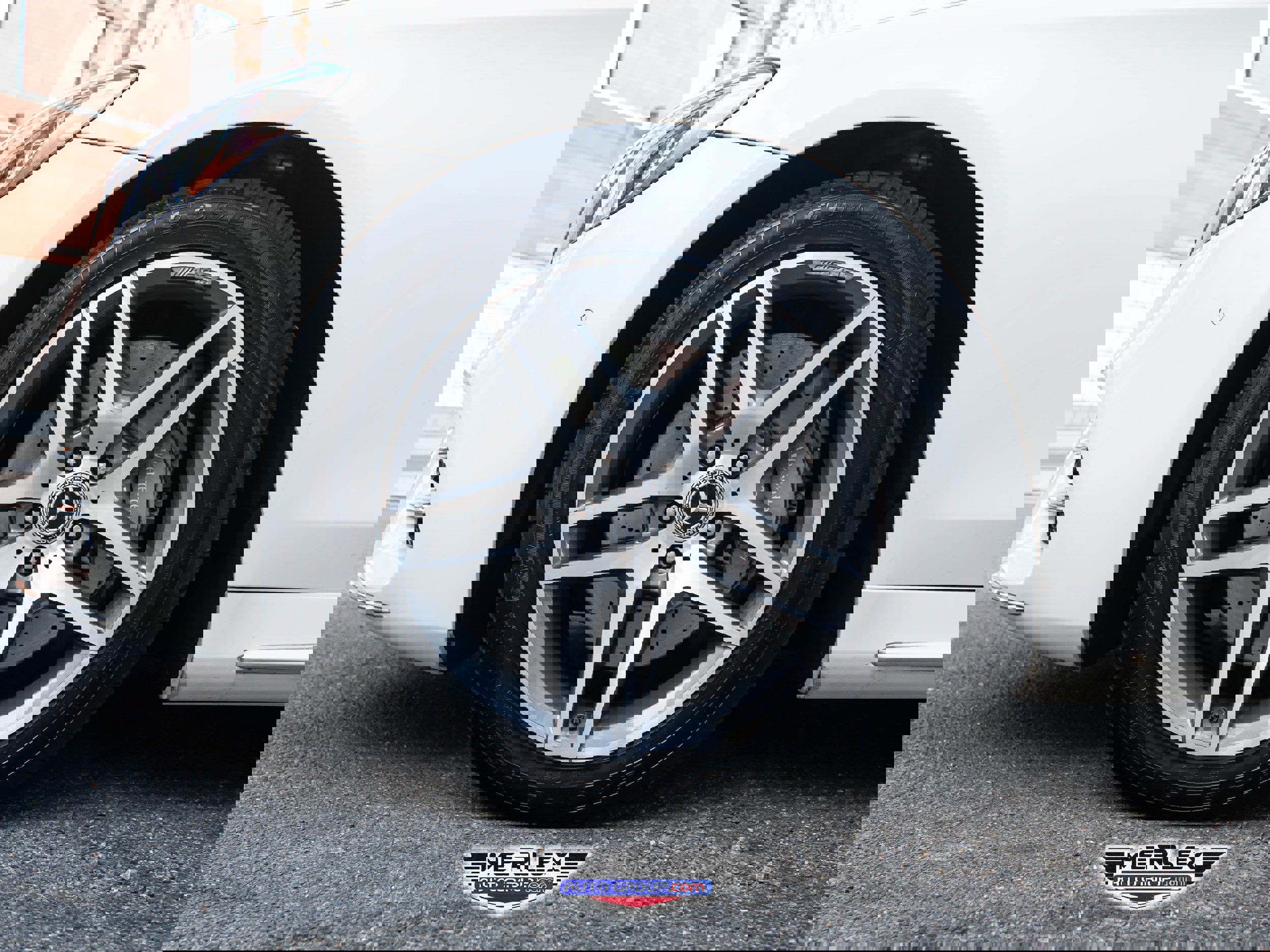 Used 2018 Mercedes-Benz S 560 4MATIC Sedan w/ AMG Line Exterior image 9