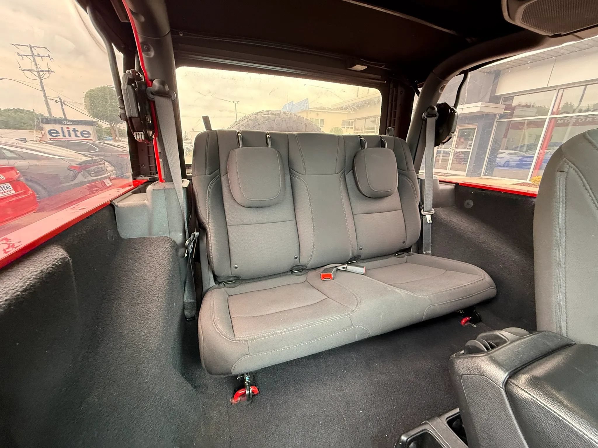 Used 2021 Jeep Wrangler Sport AWD/4WD image 20