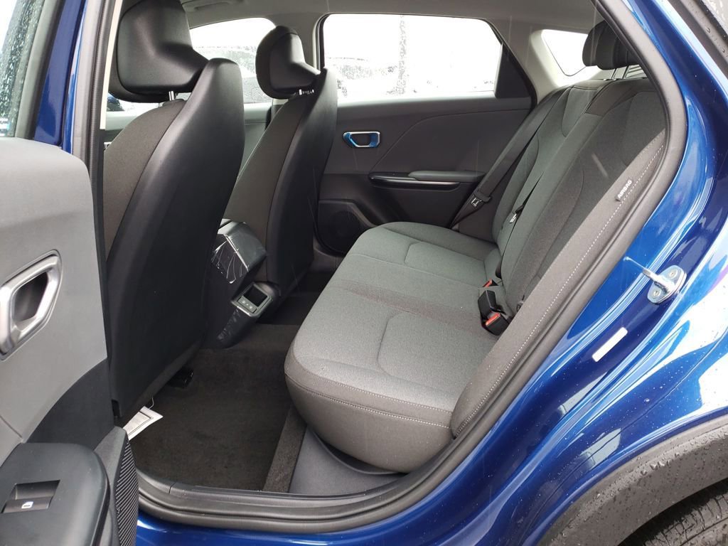 New 2025 Kia K4 LXS image 23