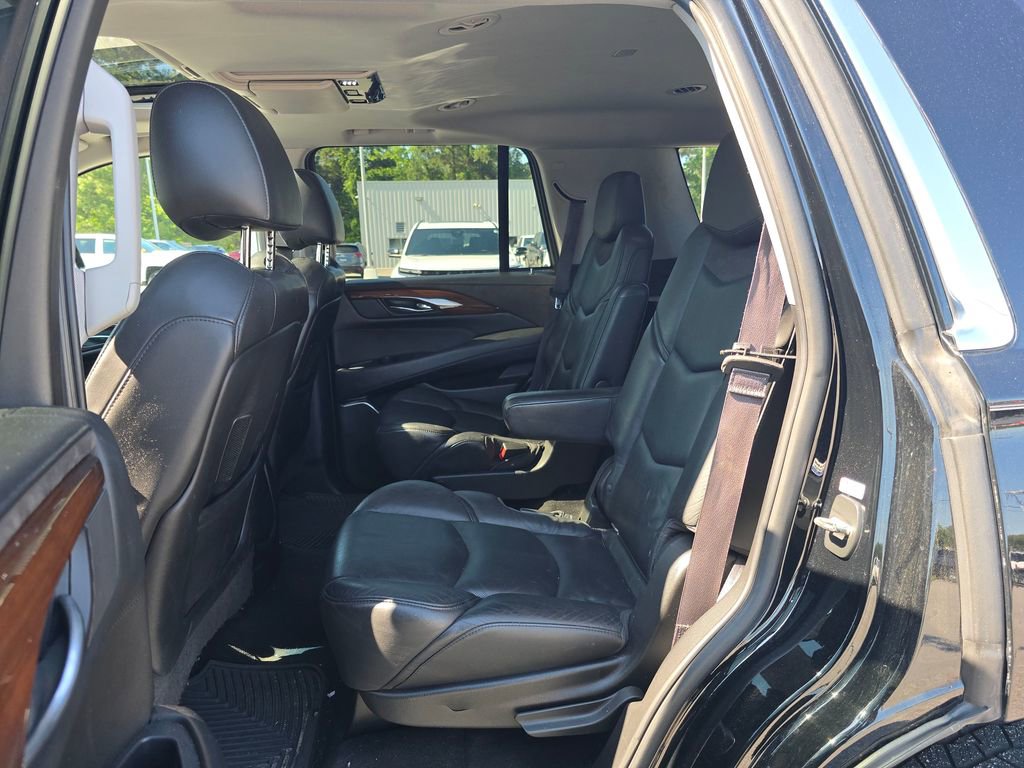 Used 2017 Cadillac Escalade Premium Luxury AWD/4WD image 30