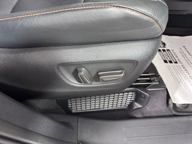 Used 2023 Toyota Sienna XSE w/ XSE Plus Package AWD/4WD image 11