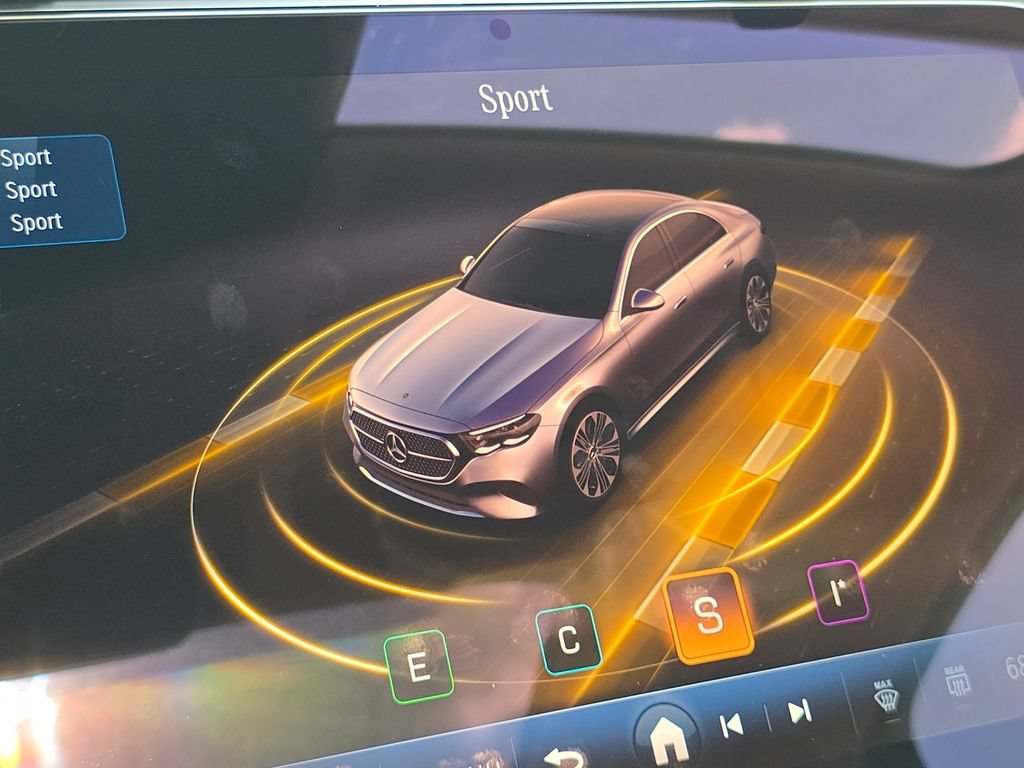 New 2027 Mercedes-Benz E 350 4MATIC Sedan image 31