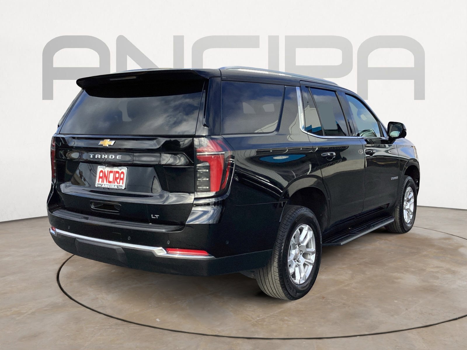 Used 2025 Chevrolet Tahoe LT image 14