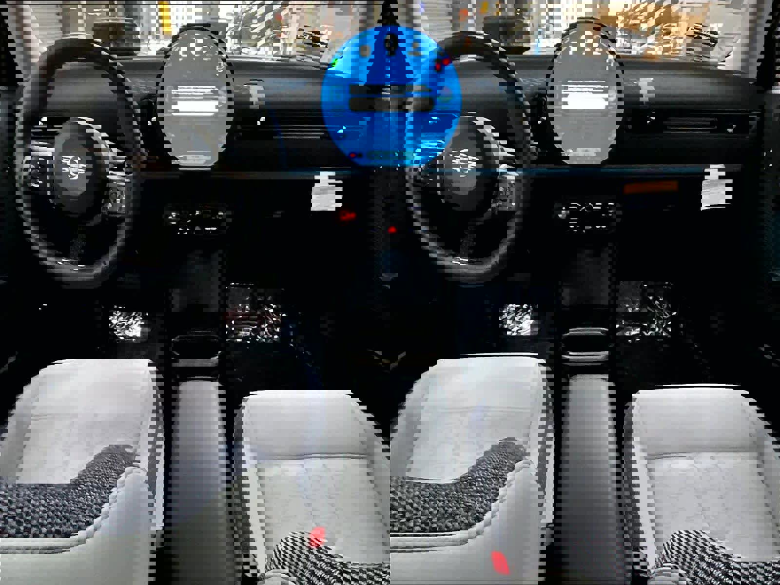 Certified 2025 MINI Cooper 2-Door Hardtop FWD image 16