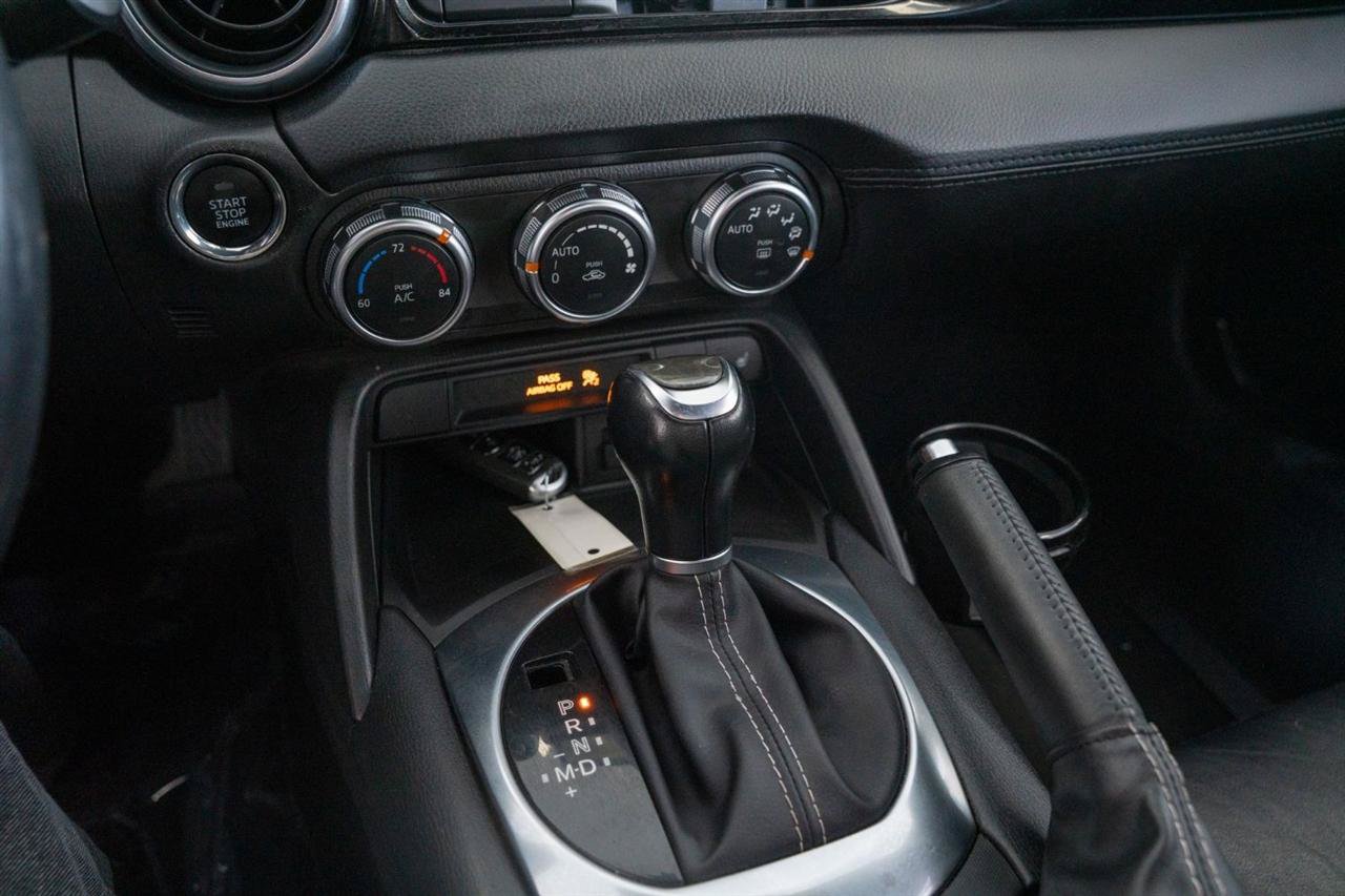 Used 2019 FIAT 124 Spider Lusso w/ Convenience Group RWD image 18