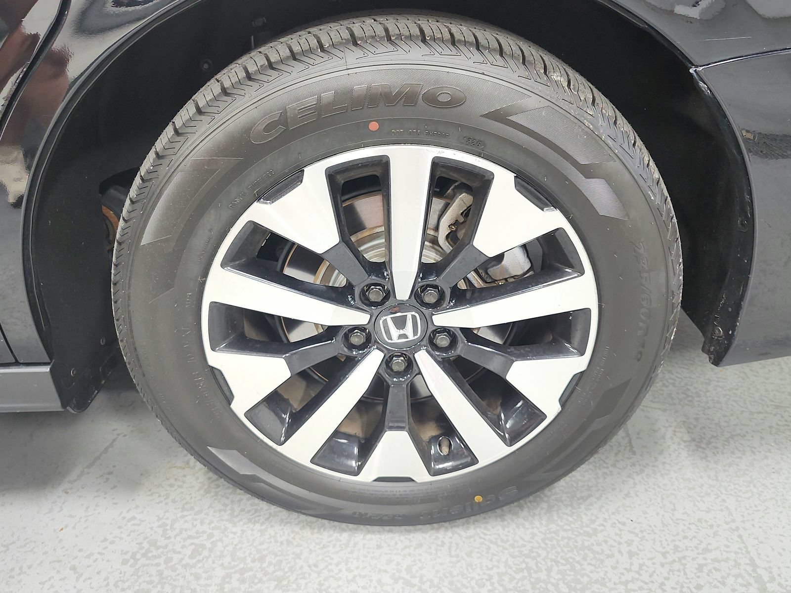 Used 2025 Honda Odyssey EX-L image 19