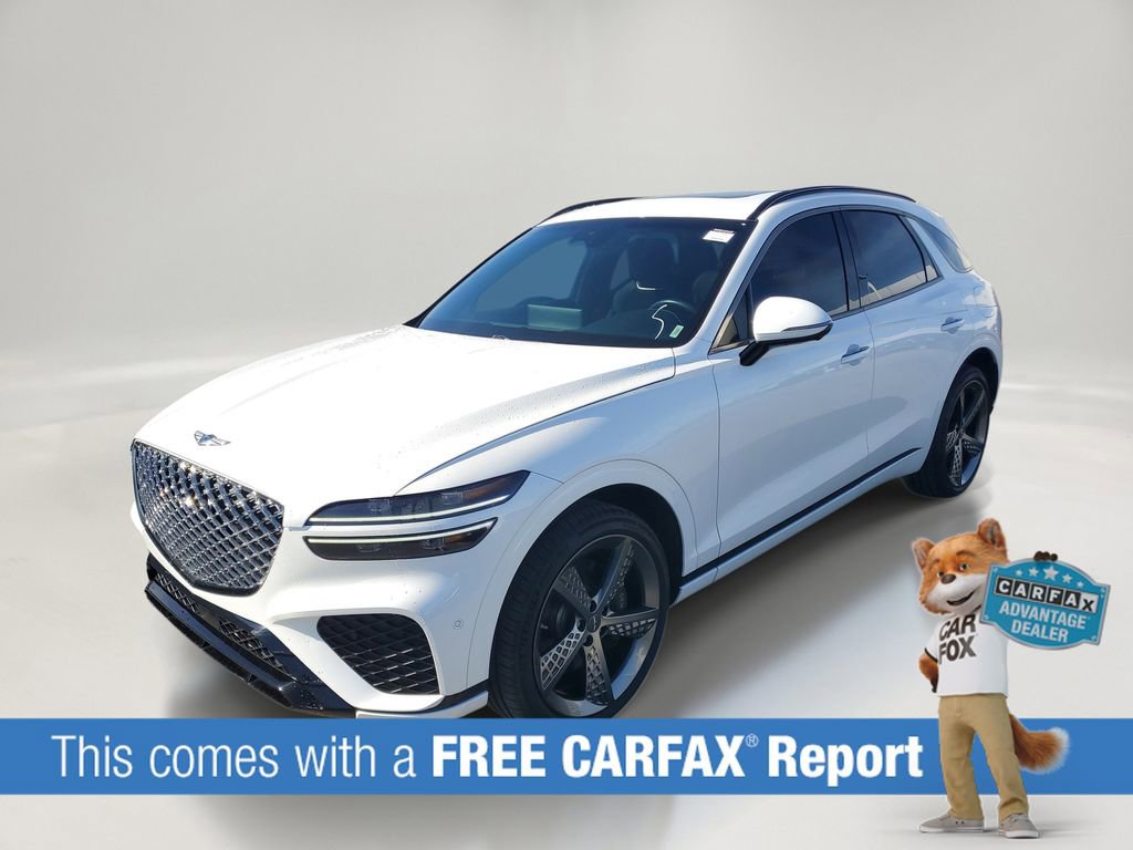 Used 2023 Genesis GV70 2.5T w/ Sport Prestige Package image 3