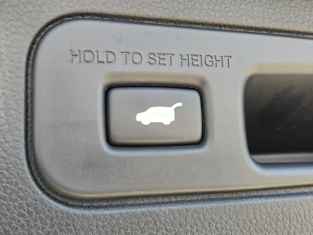 Certified 2024 Honda Pilot Elite image 21