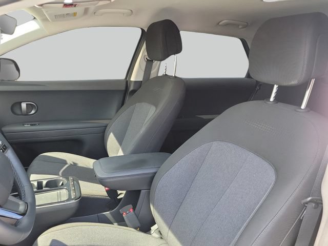 Used 2025 Hyundai Ioniq 5 SE RWD image 20