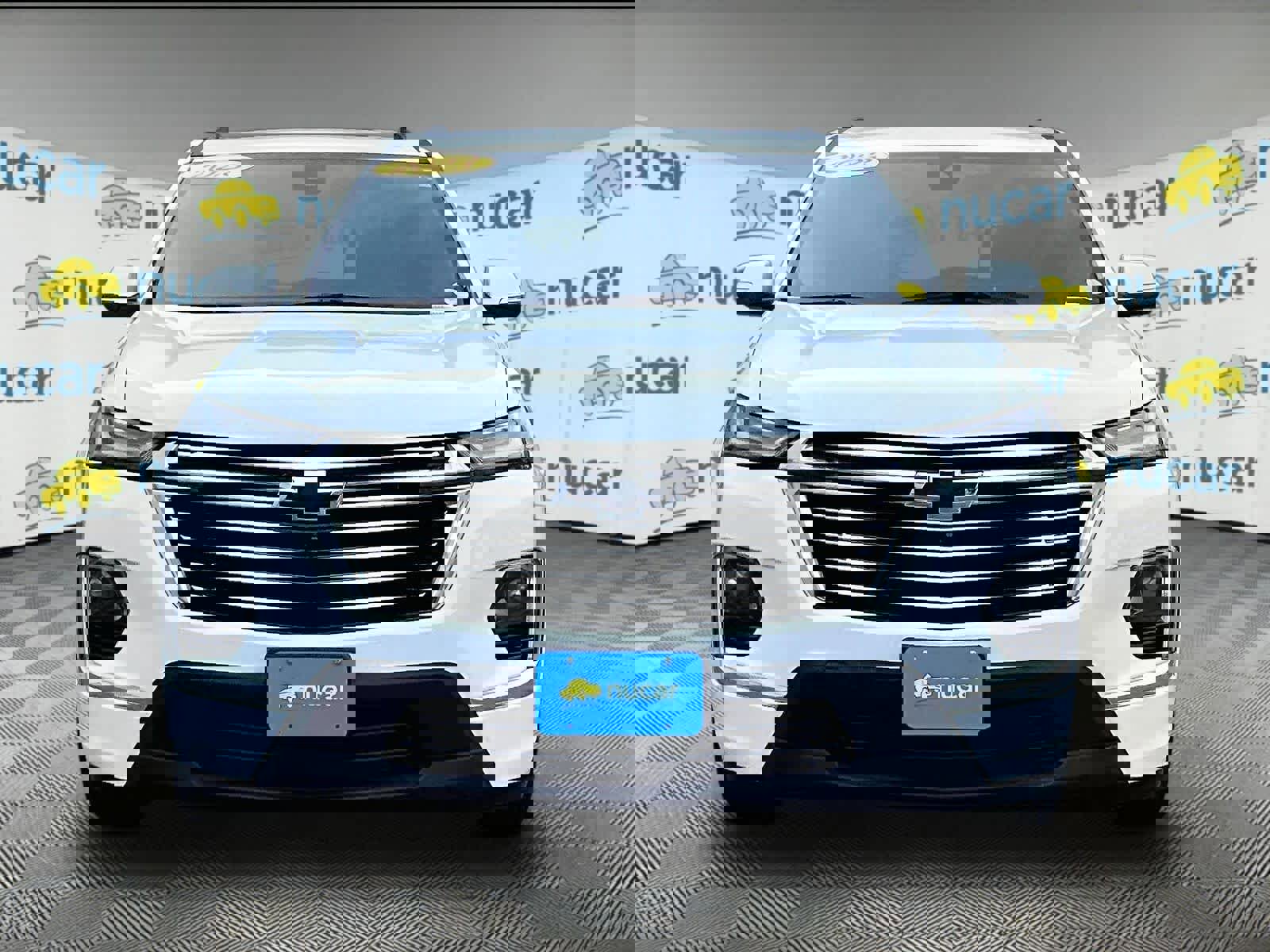 Used 2023 Chevrolet Traverse Premier w/ LPO, Floor Liner Package AWD/4WD image 2