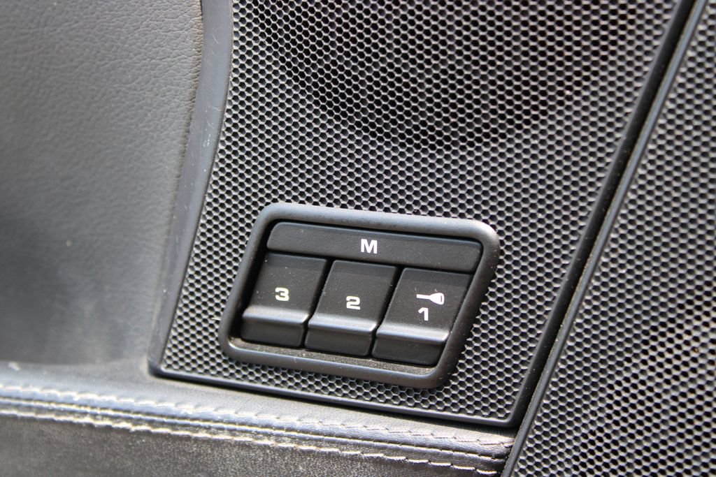 Used 2005 Porsche Boxster S RWD image 12
