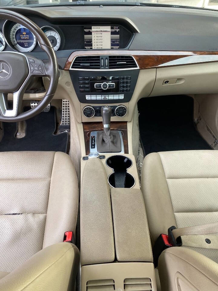 Used 2013 Mercedes-Benz C 250 C 250 Luxury 4dr Sedan image 16