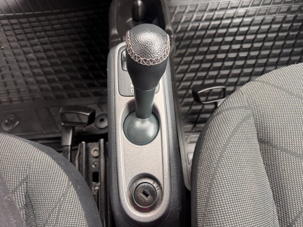Used 2016 smart fortwo electric drive image 10