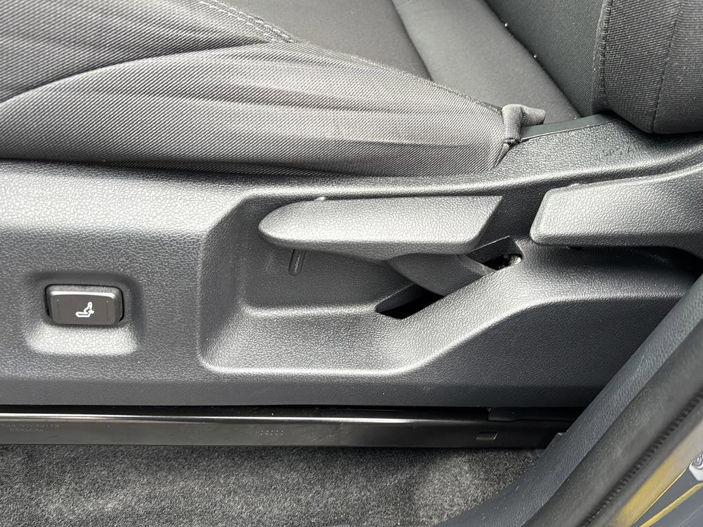 Used 2024 Toyota Tacoma SR image 19