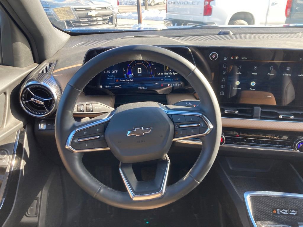 Used 2025 Chevrolet Equinox ACTIV w/ Safety and Technology Package image 10