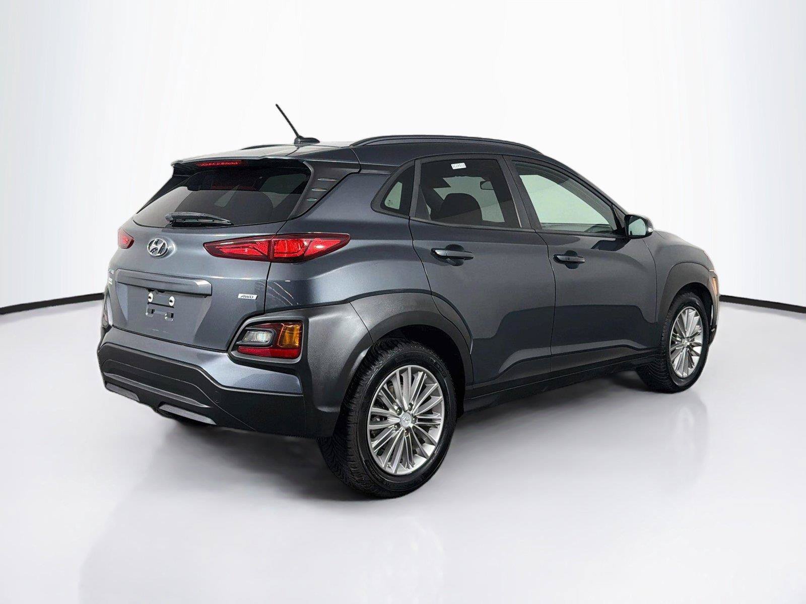 Used 2018 Hyundai Kona SEL AWD/4WD image 11