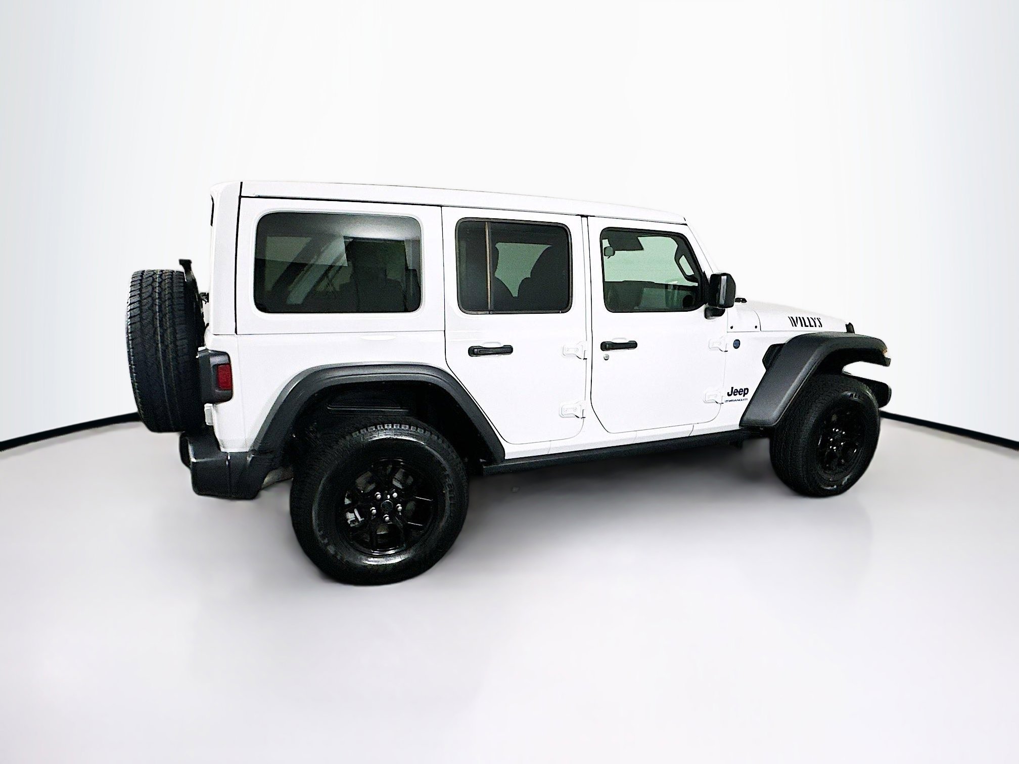 Used 2024 Jeep Wrangler Willys image 10