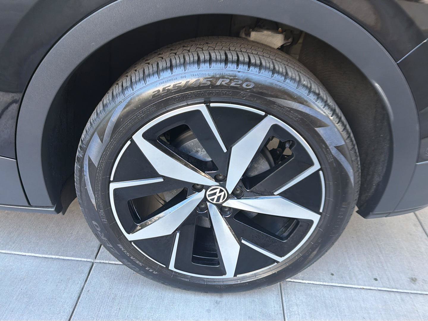 Used 2023 Volkswagen ID.4 Pro S AWD/4WD image 12