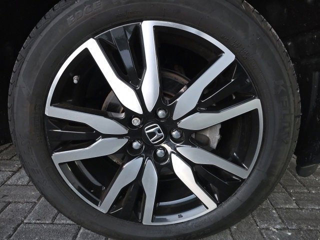 Used 2022 Honda Pilot Touring image 7