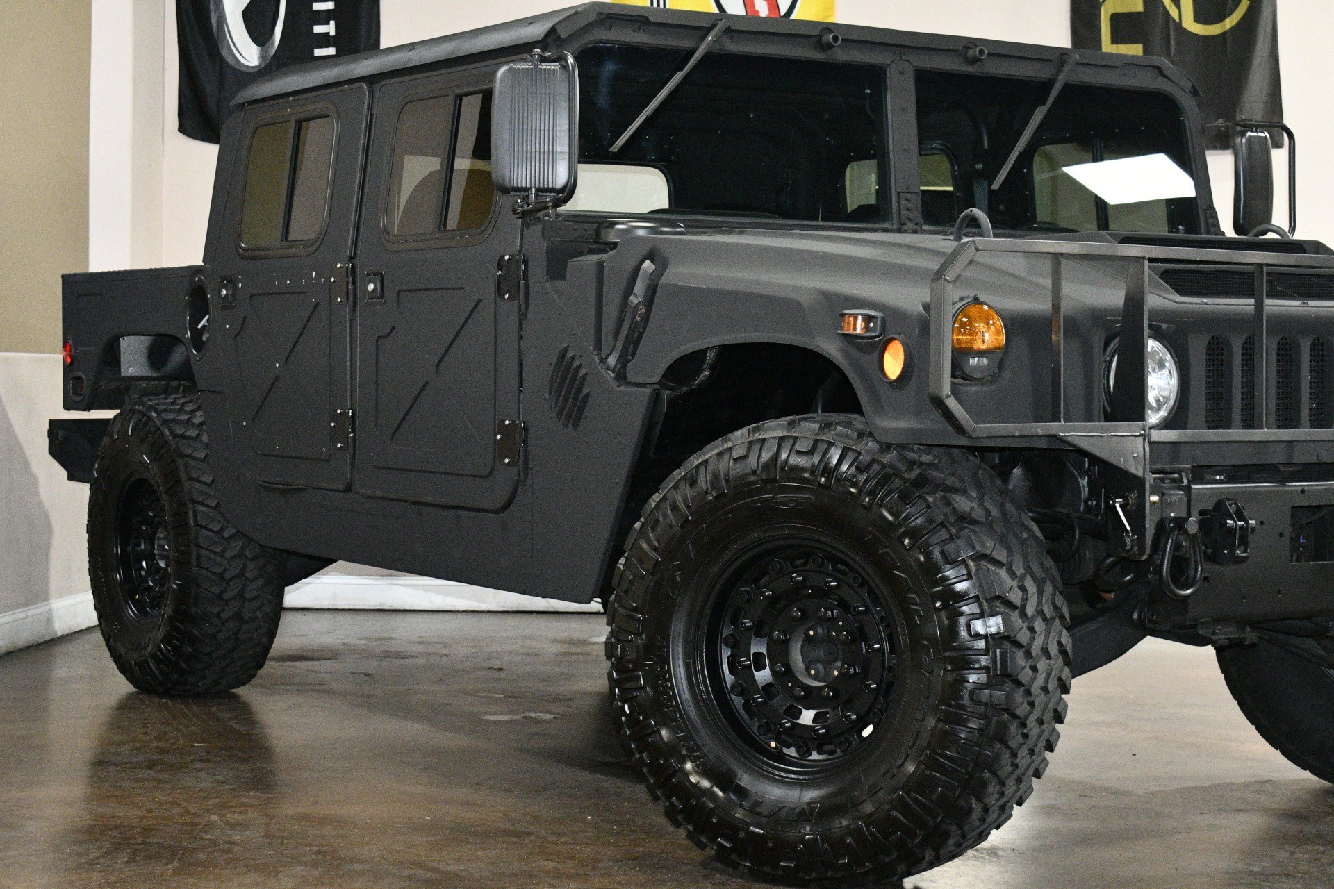 Used 1990 HUMMER H1 image 51