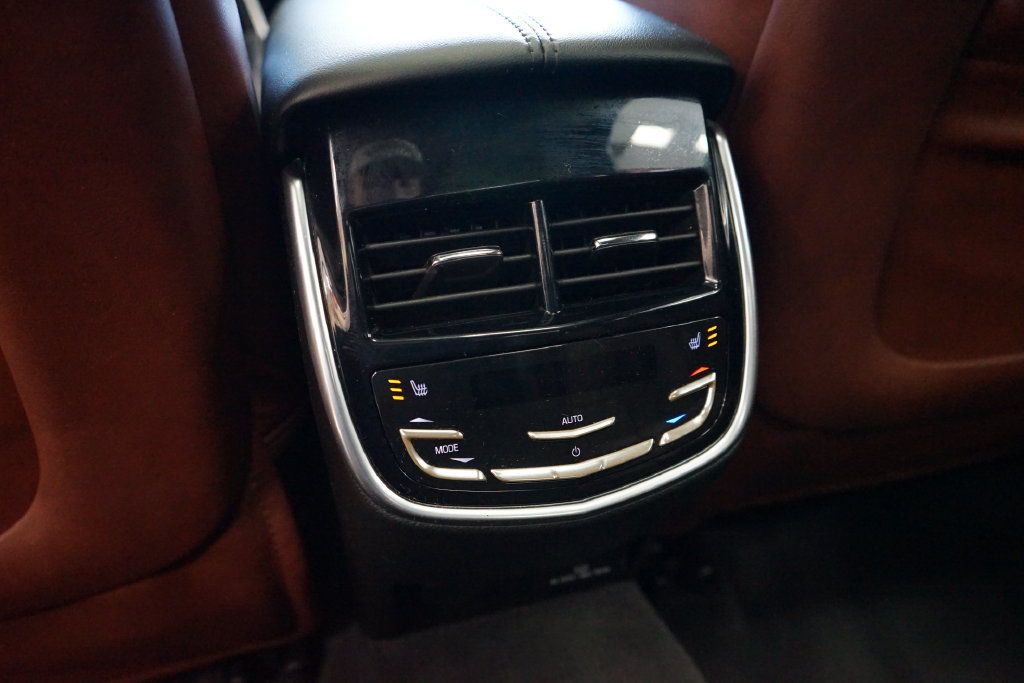 Used 2015 Cadillac XTS Vsport Premium AWD/4WD image 16