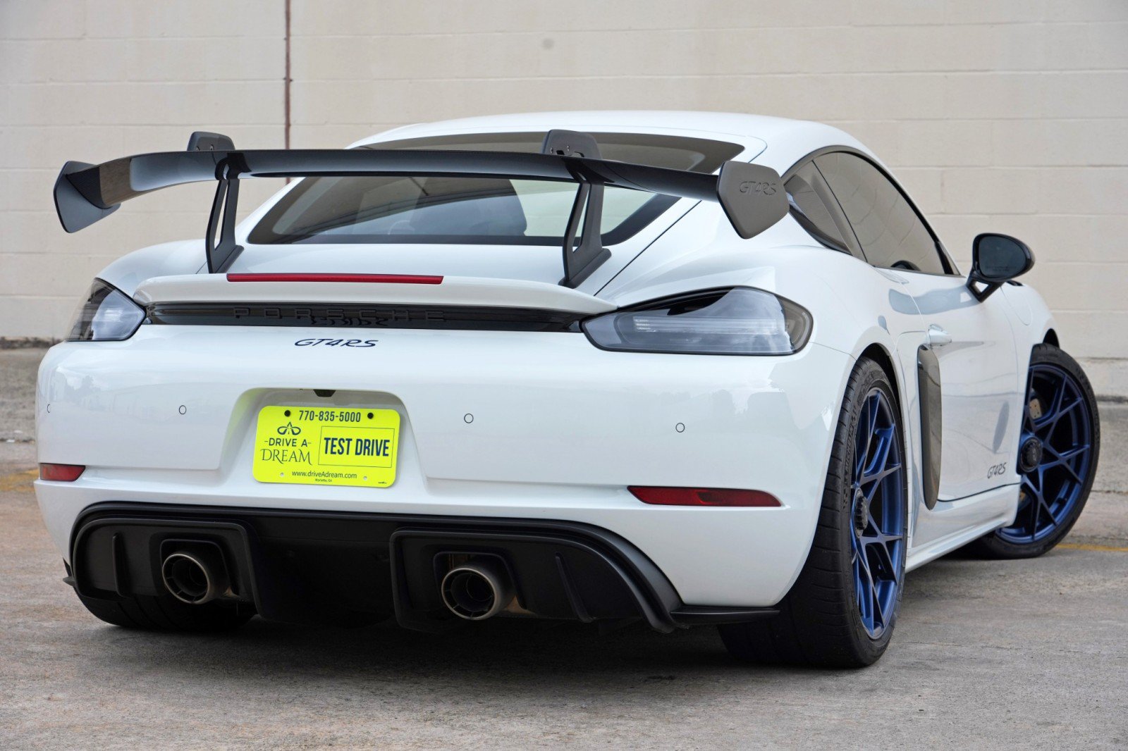 Used 2024 Porsche 718 Cayman GT4 RS w/ Weissach Package RWD image 5