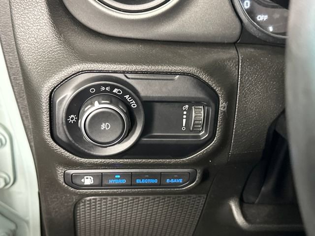 Used 2023 Jeep Wrangler Unlimited w/ Cold Weather Group image 19