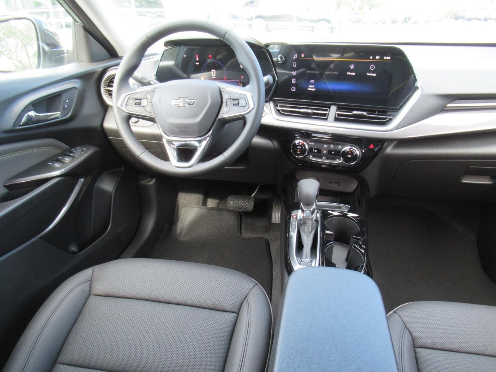 New 2026 Chevrolet Trax ACTIV w/ Sunroof Package FWD image 13