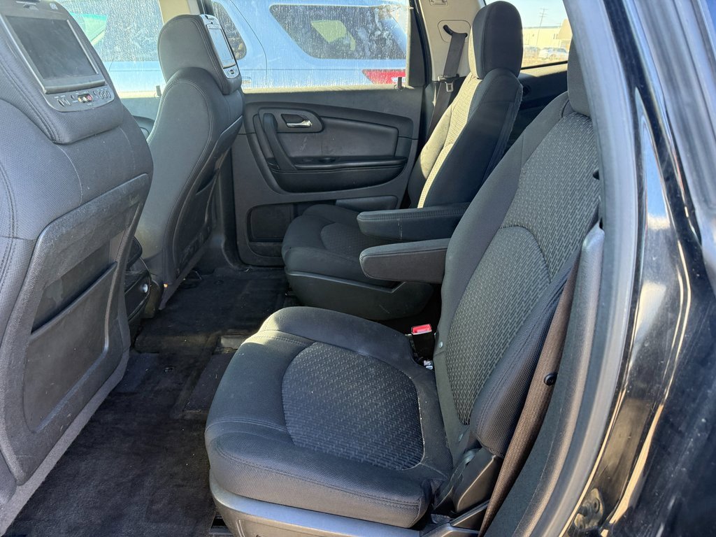 Used 2011 Chevrolet Traverse LT image 14