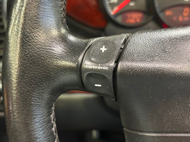 Used 1999 Porsche Boxster image 24