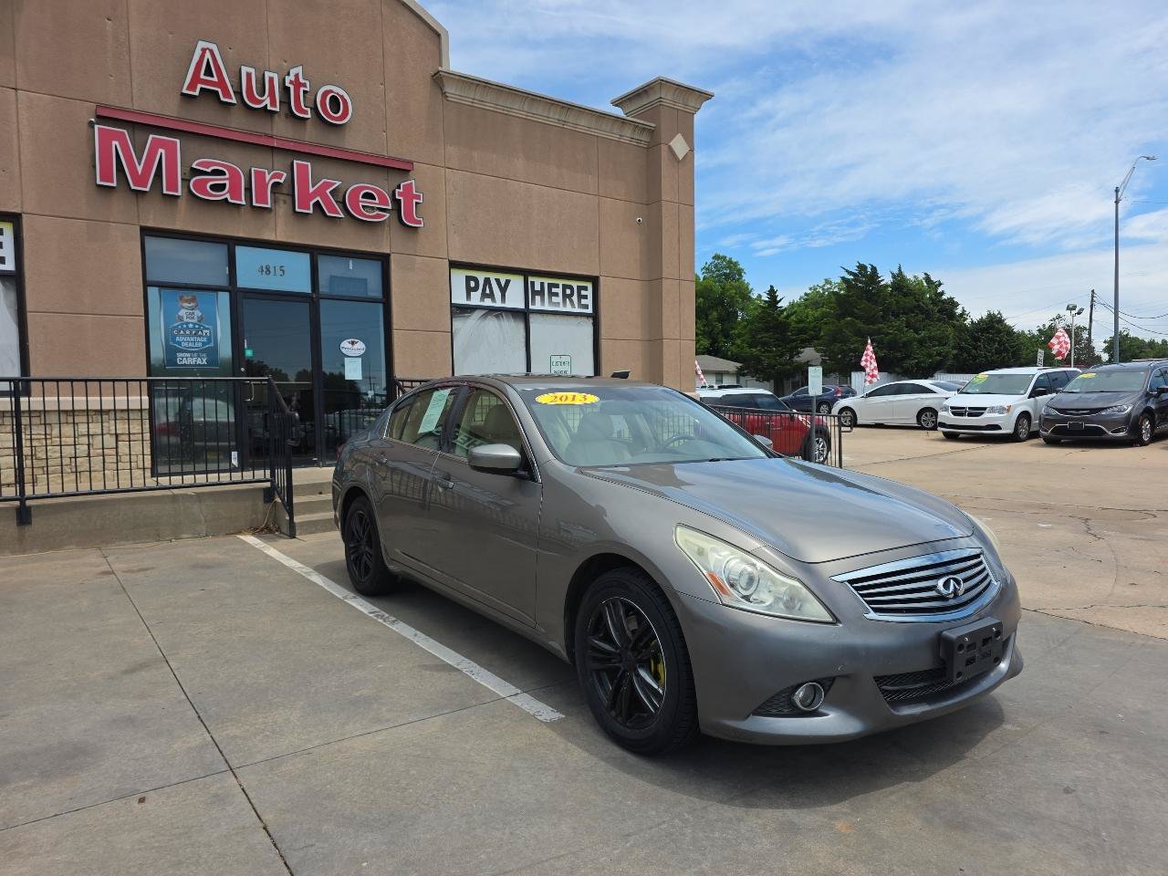 Used 2013 INFINITI G37 x Sedan w/ Premium Pkg AWD/4WD image 3