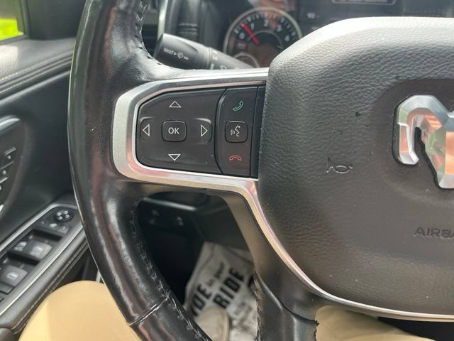 Used 2019 RAM 1500 Laramie w/ Sport Appearance Package AWD/4WD image 17