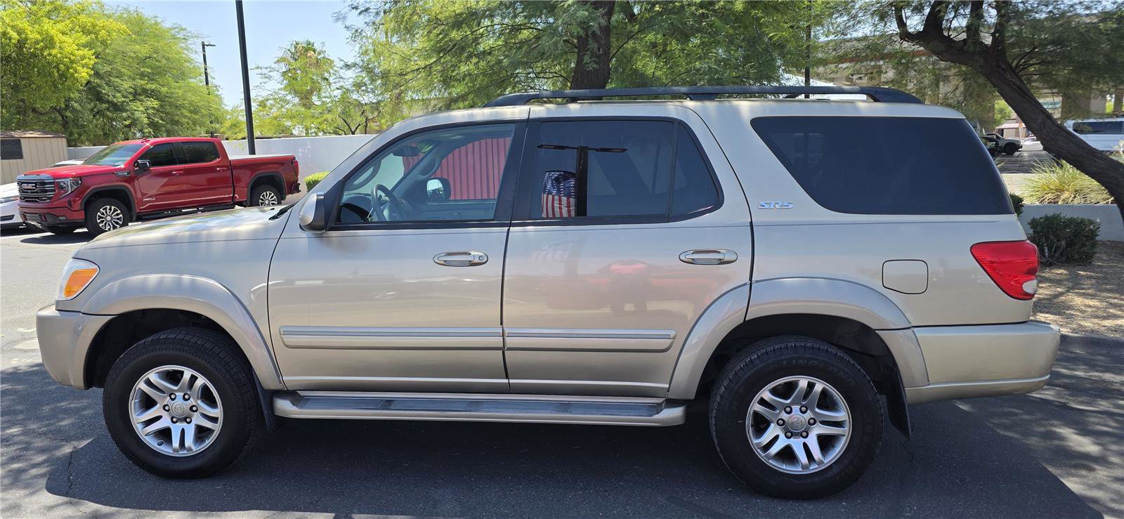 Used 2006 Toyota Sequoia SR5 RWD image 8