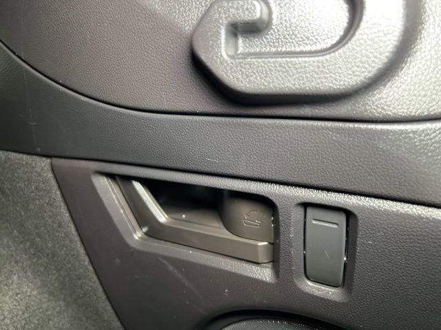 Used 2017 Subaru Outback 2.5i Limited image 64