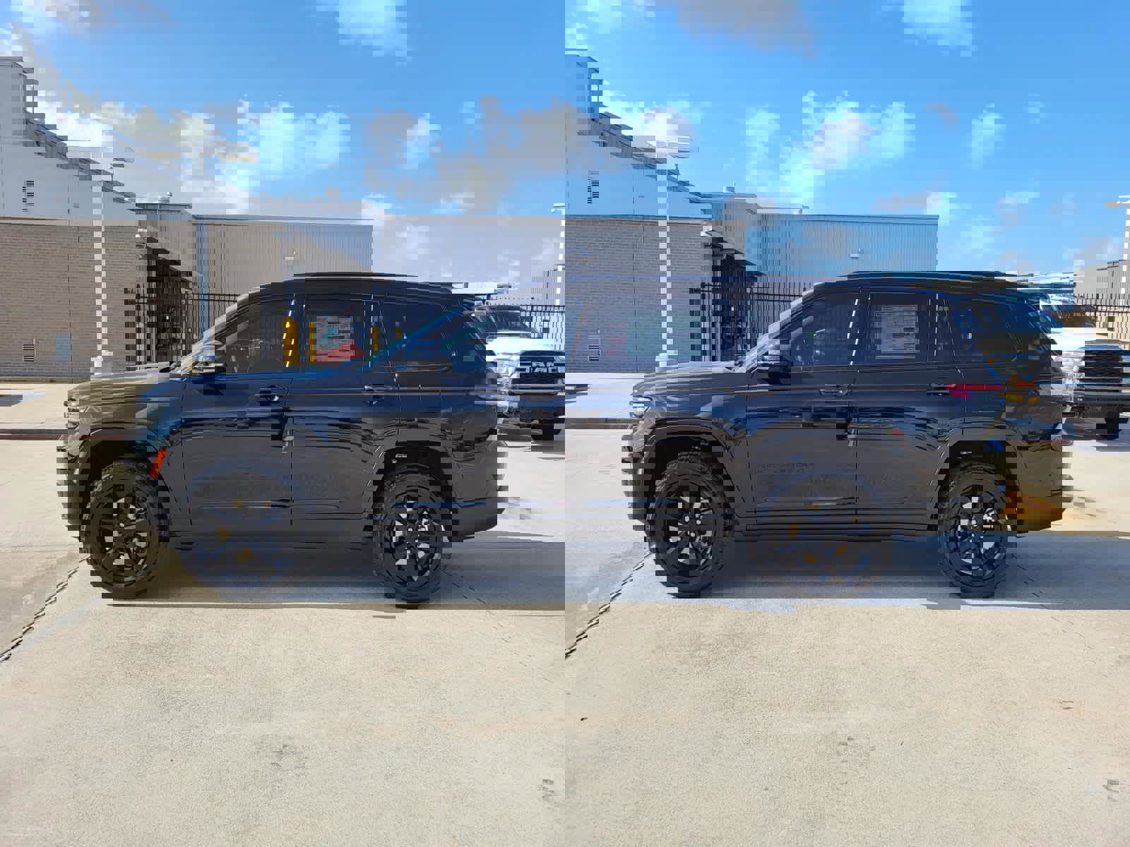 New 2025 Jeep Grand Cherokee L Limited w/ Black Appearance Package image 2