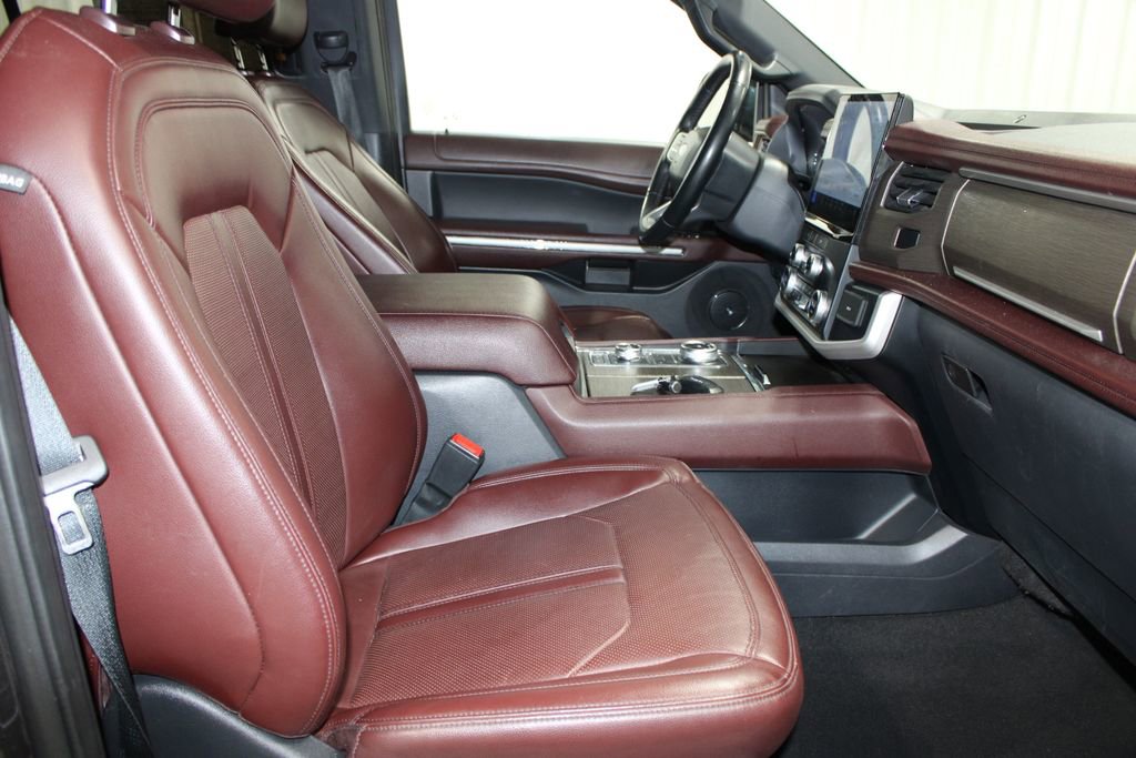 Used 2023 Ford Expedition Limited AWD/4WD image 24